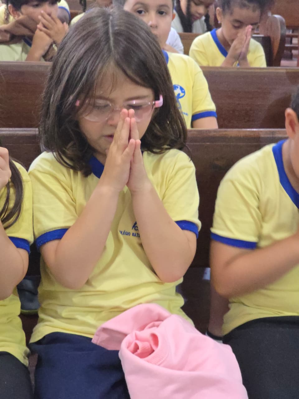 Momento de oração no CBE